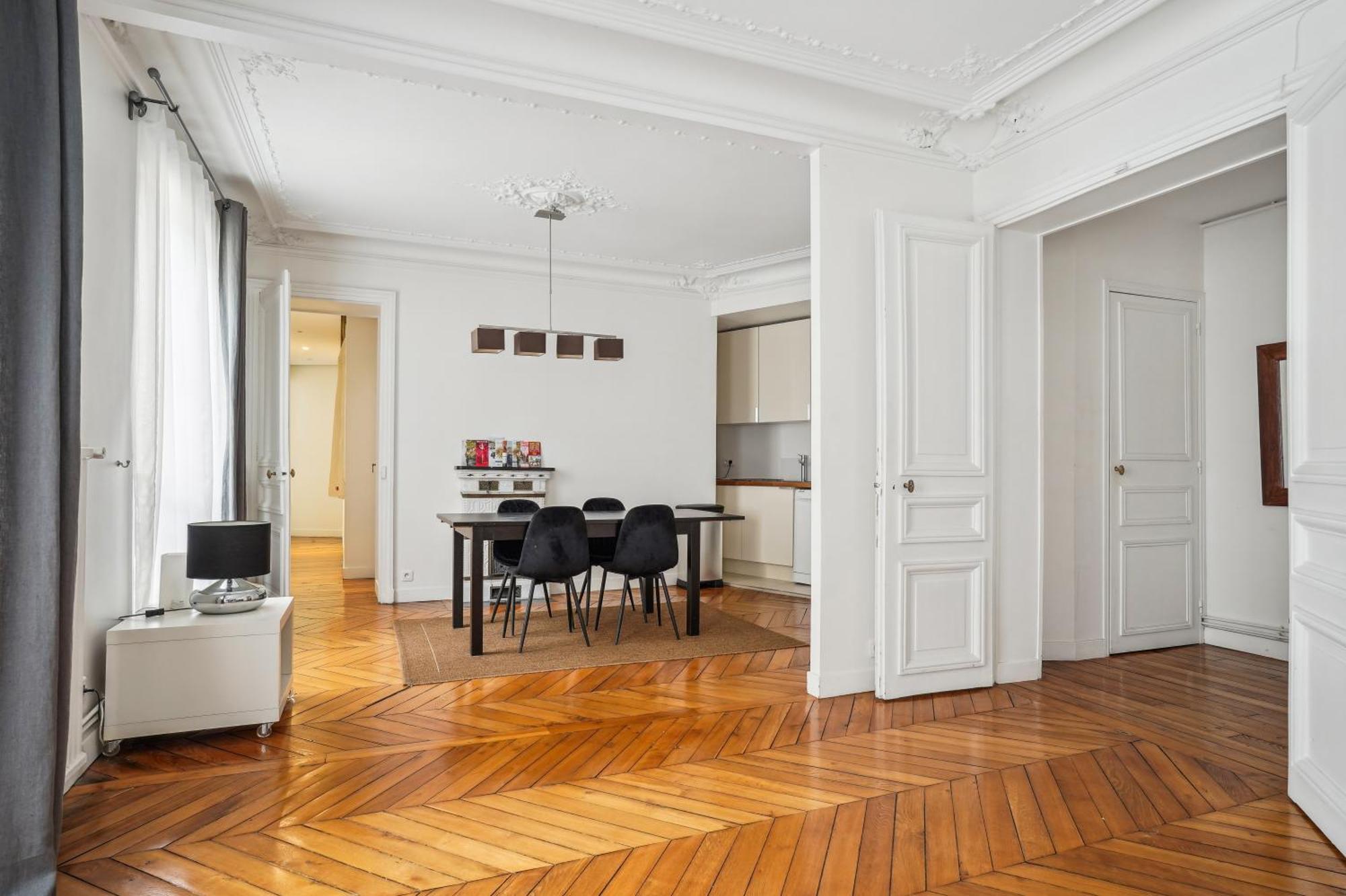Appartamento Luxury La Tour Parigi